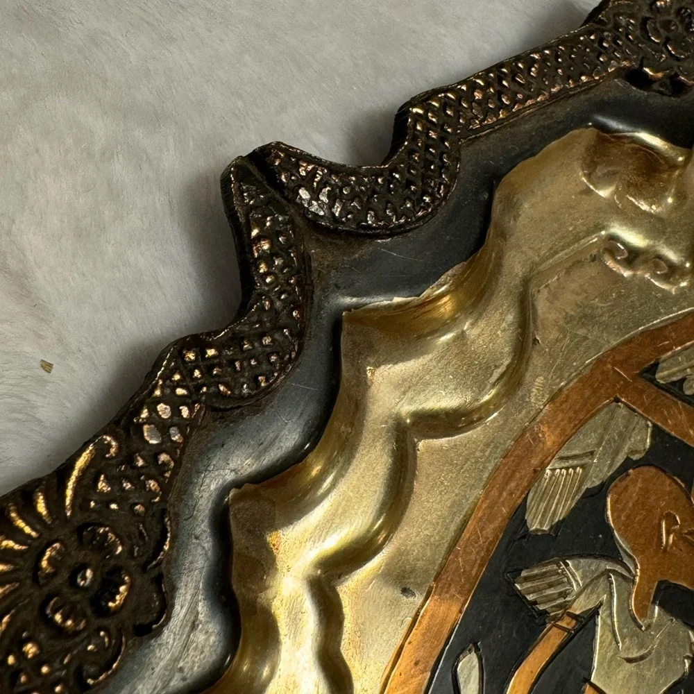 Decorative Vintage MCM Metal Brass Copper Wall Plate Egyptian Pharaoh Motif Rare